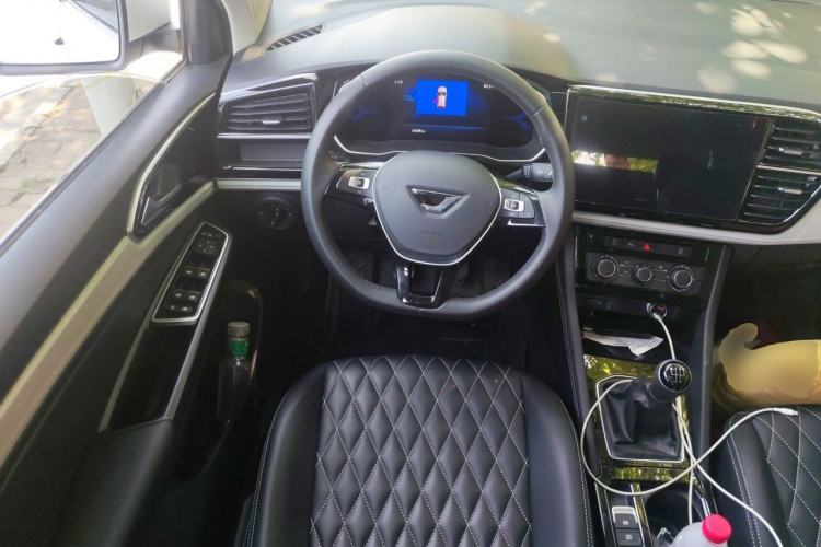 Used Jetta VS7 2023 280TSI Manual Entry-Level Model Steering Wheel