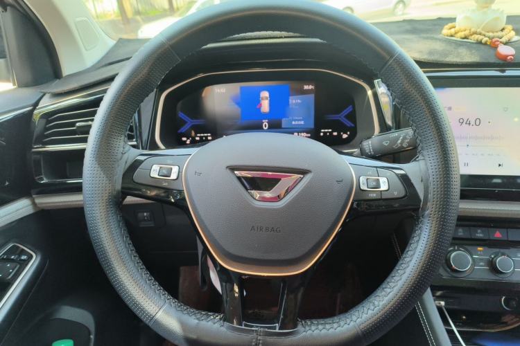 Used Jetta VS7 2023 280TSI Automatic High-Gloss Enjoyment Edition Steering Wheel
