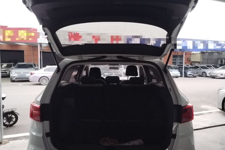 Used Jetta VS7 2023 280TSI Automatic Trend Edition Trunk