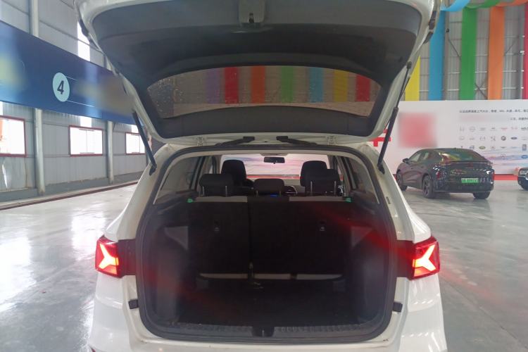 Used Jetta VS7 2023 280TSI Automatic Trend Edition Trunk