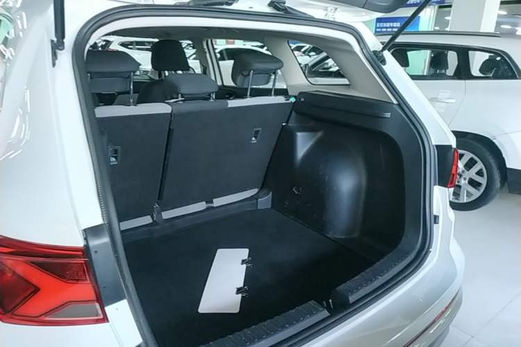 Used Jetta VS7 2023 280TSI Automatic Trend Edition Trunk