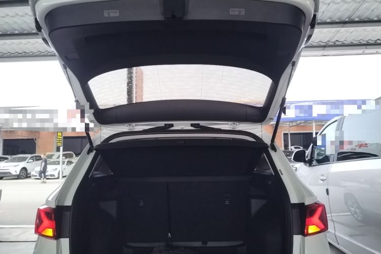 Used Jetta VS7 2023 280TSI Automatic Trend Edition Trunk