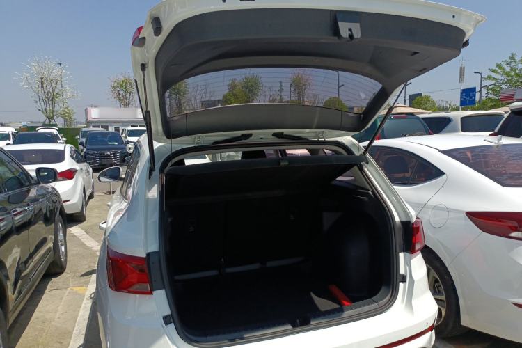 Used Jetta VS7 2023 280TSI Automatic Trend Edition Trunk