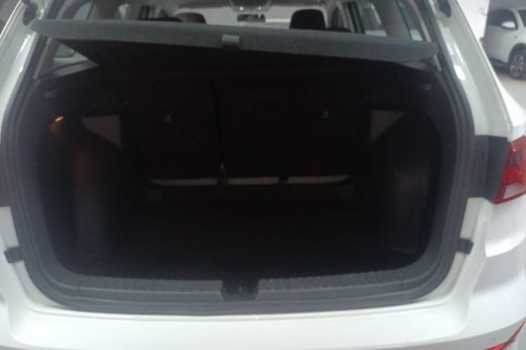 Used Jetta VS7 2023 280TSI Automatic Trend Edition Trunk