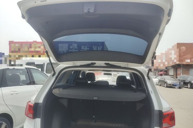 Used Jetta VS7 2023 280TSI Automatic Trend Edition Trunk
