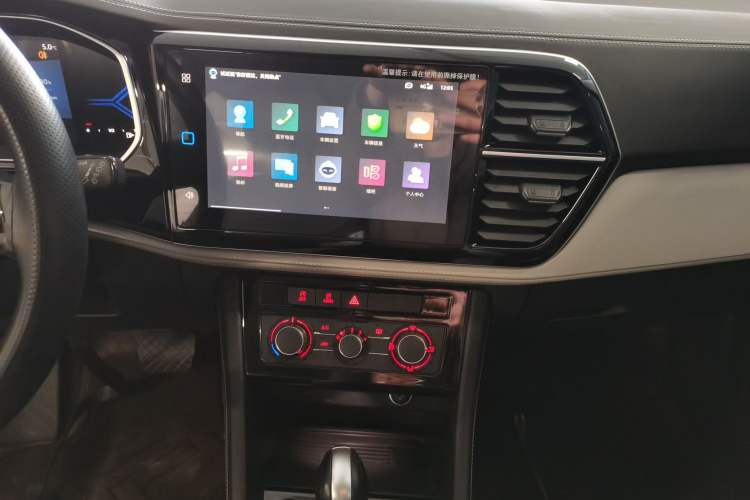 Used Jetta VS7 2024 280TSI Automatic Glory Edition Audio And AC Panel