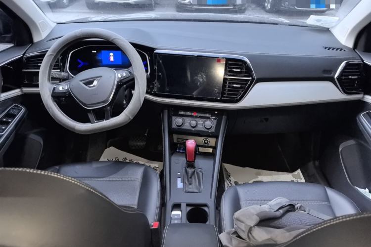 Used Jetta VS7 2024 280TSI Automatic Pioneer Edition Center Console