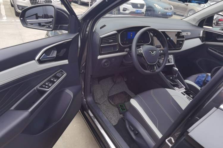Used Jetta VS7 2024 280TSI Automatic Glory Edition Driver Seat
