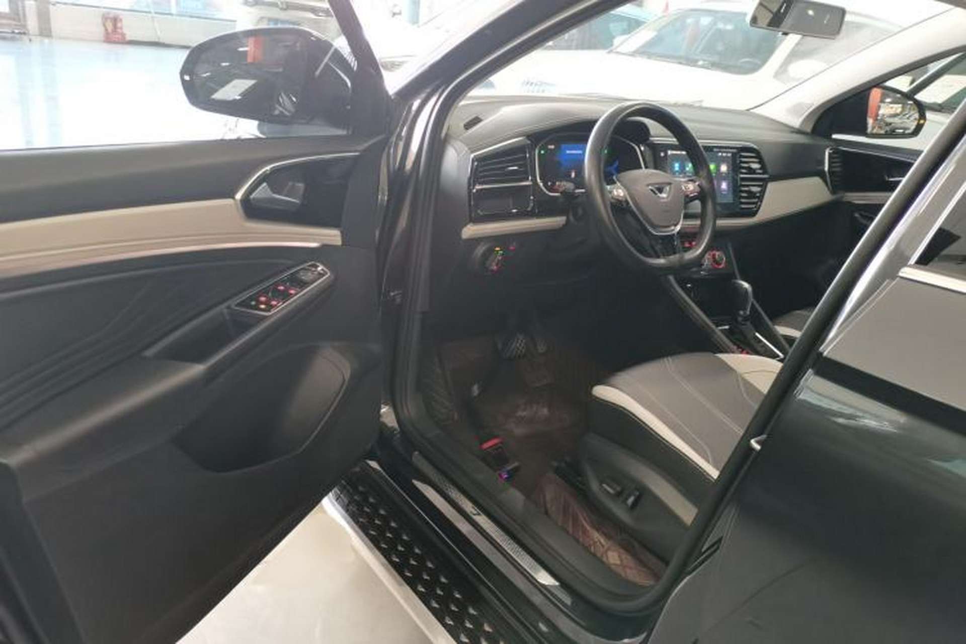 Used Jetta VS7 2024 280TSI Automatic Glory Edition Driver Seat
