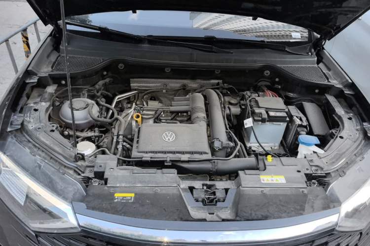 Used Jetta VS7 2024 280TSI Automatic Pioneer Edition Engine Bay