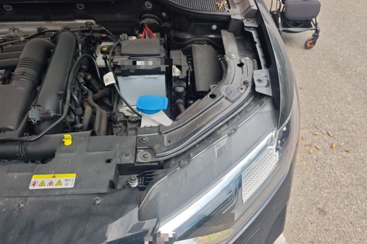 Used Jetta VS7 2024 Kaili Jiangshan 280TSI Automatic Glory Edition Engine Bay Left