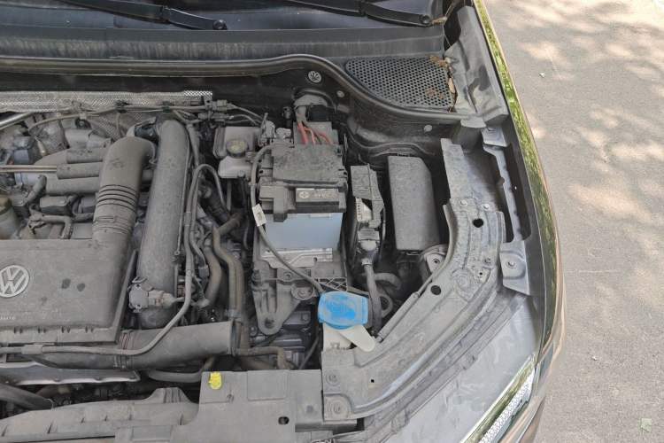 Used Jetta VS7 2024 280TSI Automatic Glory Edition Engine Bay Left