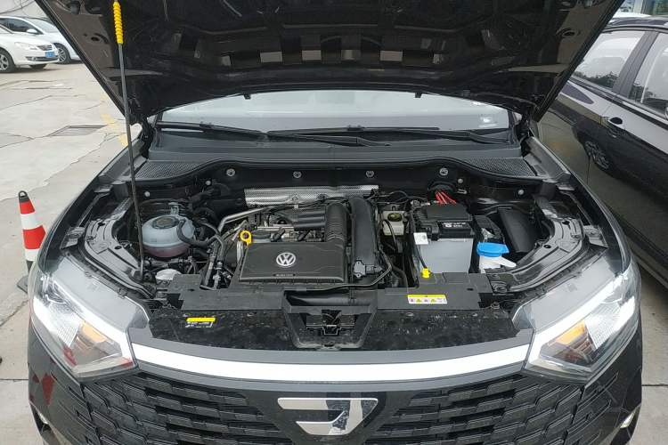Used Jetta VS7 2024 280TSI Automatic Glory Edition Engine Bay