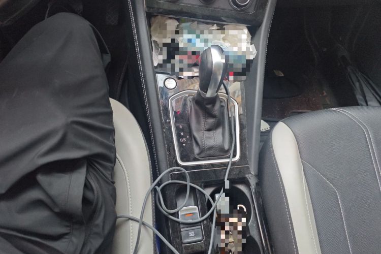 Used Jetta VS7 2024 Kaili Jiangshan 280TSI Automatic Glory Edition Gear Lever