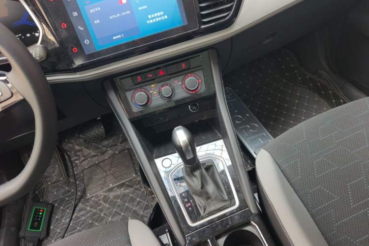 Used Jetta VS7 2024 280TSI Automatic Enjoyment Edition Gear Lever