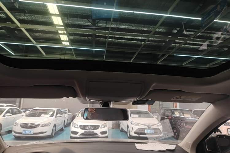 Used Jetta VS7 2024 280TSI Automatic Enjoyment Edition Headliner