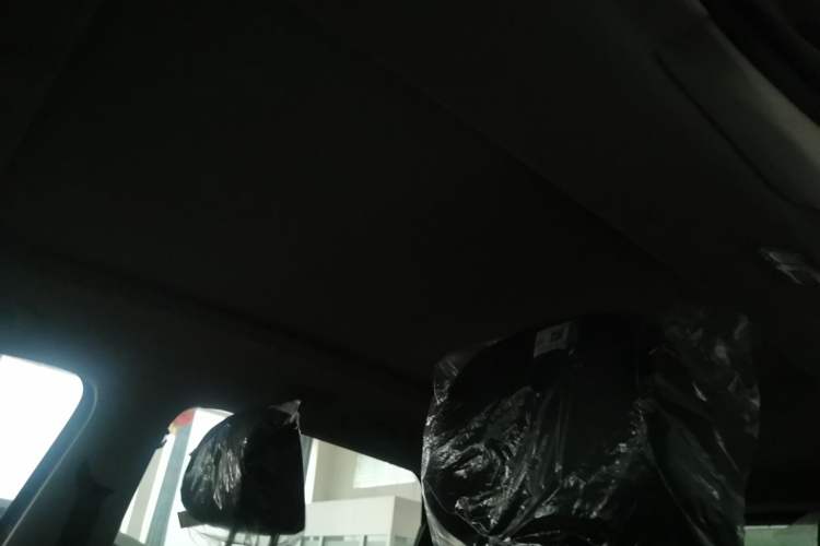 Used Jetta VS7 2024 280TSI Automatic Glory Edition Headliner