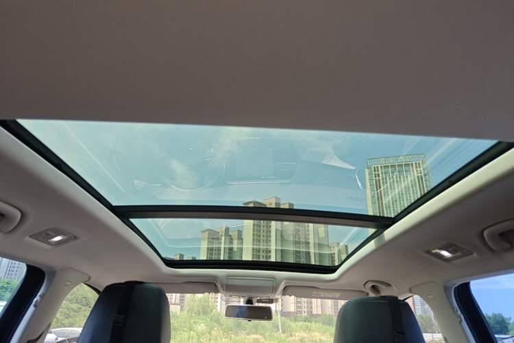 Used Jetta VS7 2024 280TSI Automatic Glory Edition Headliner