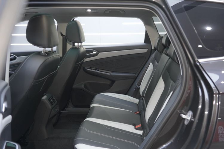Used Jetta VS7 2024 280TSI Automatic Glory Edition Interior 10
