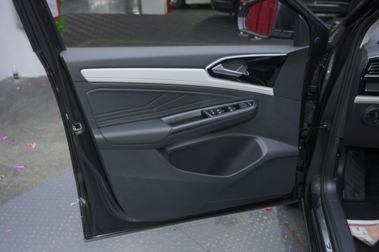 Used Jetta VS7 2024 280TSI Automatic Glory Edition Interior 11