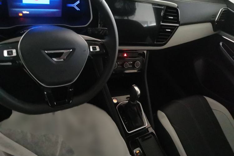 Used Jetta VS7 2024 280TSI Automatic Glory Edition Interior 3