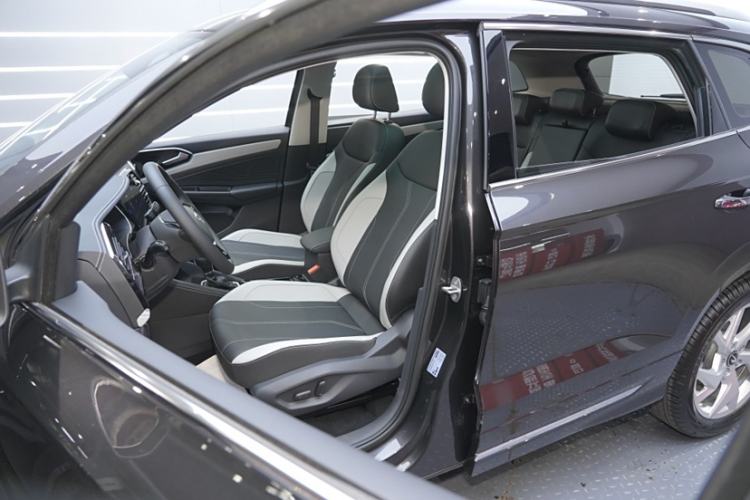 Used Jetta VS7 2024 280TSI Automatic Glory Edition Interior 8