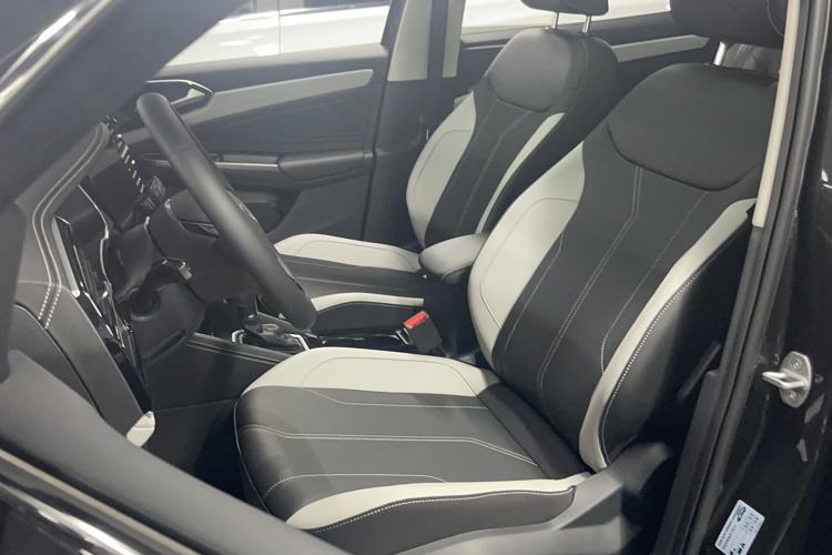 Used Jetta VS7 2024 280TSI Automatic Glory Edition Left Front Seat
