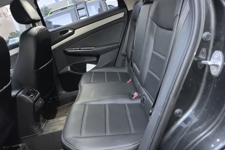 Used Jetta VS7 2024 280TSI Automatic Pioneer Edition Left Rear Seat
