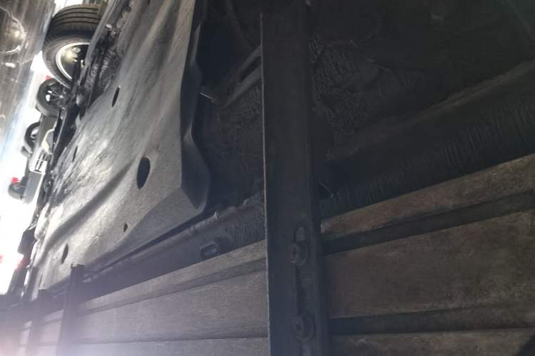 Used Jetta VS7 2024 280TSI Automatic Glory Edition Left Side Sill