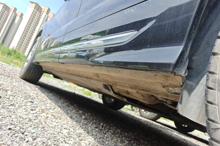 Used Jetta VS7 2024 280TSI Automatic Glory Edition Left Side Sill