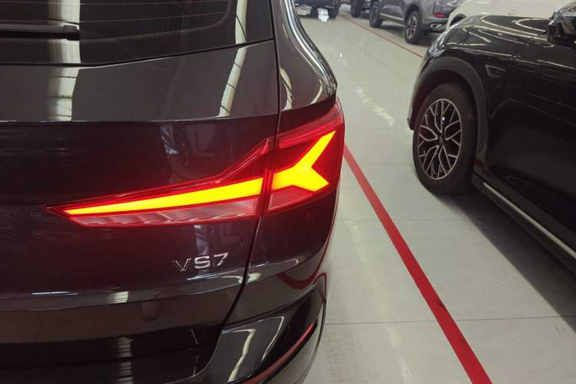 Used Jetta VS7 2024 280TSI Automatic Glory Edition Right Rear Taillight