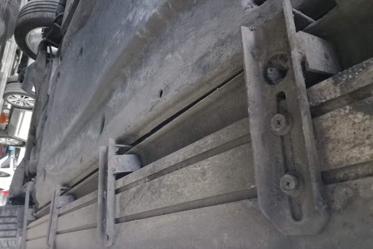Used Jetta VS7 2024 280TSI Automatic Glory Edition Right Side Sill