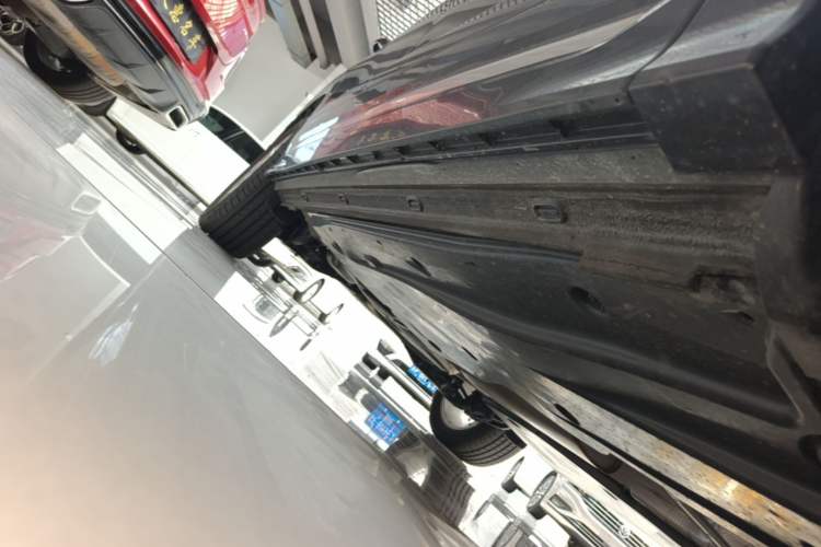 Used Jetta VS7 2024 280TSI Automatic Enjoyment Edition Right Side Sill