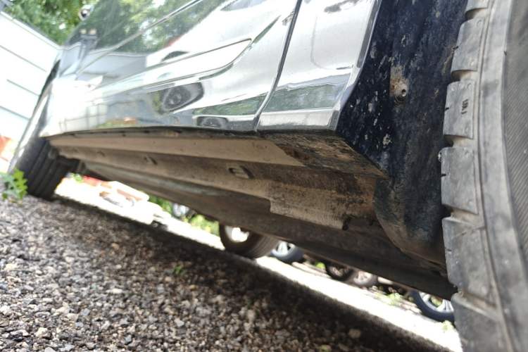 Used Jetta VS7 2024 280TSI Automatic Glory Edition Right Side Sill