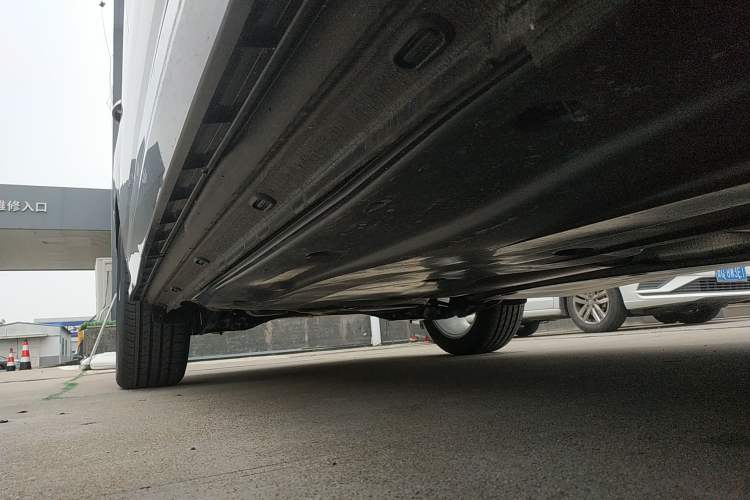 Used Jetta VS7 2024 280TSI Automatic Glory Edition Right Side Sill