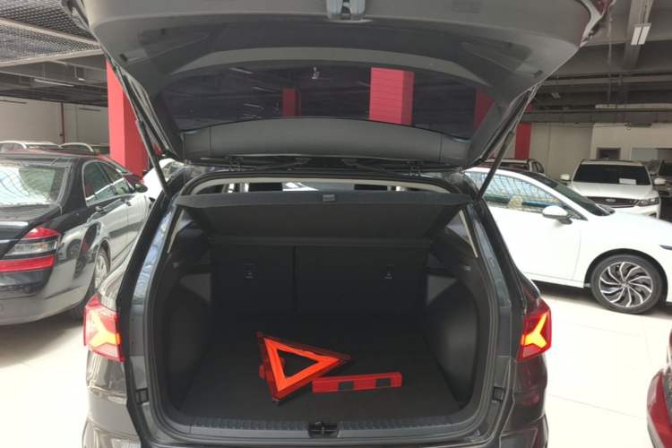 Used Jetta VS7 2024 280TSI Automatic Enjoyment Edition Trunk