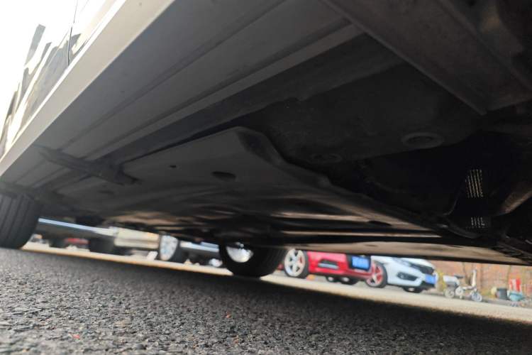 Used Jetta VS7 2024 280TSI Automatic Glory Edition Left Side Sill