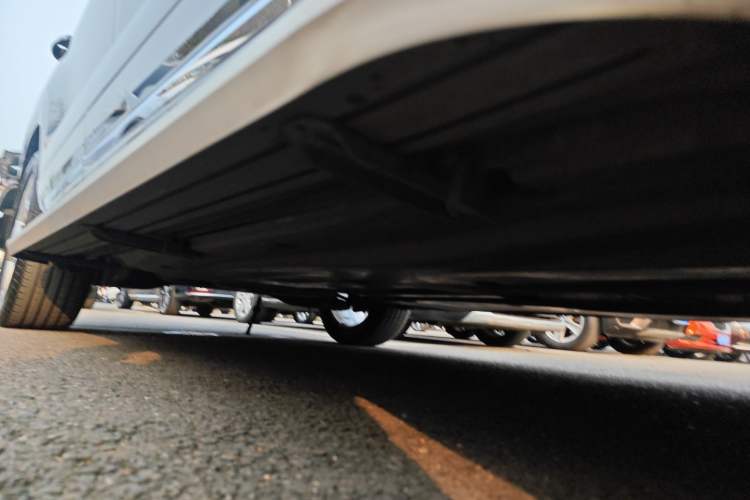 Used Jetta VS7 2024 280TSI Automatic Glory Edition Right Side Sill