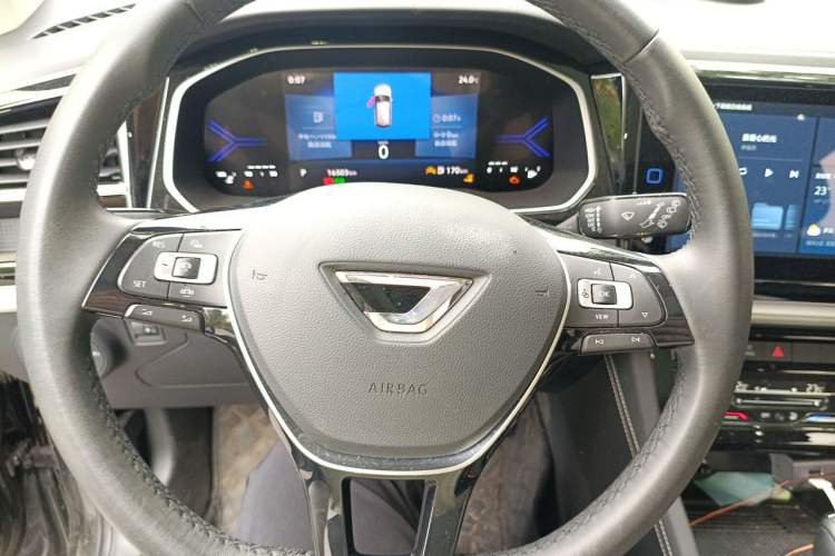 Used Jetta VS7 2024 280TSI Automatic Flagship Edition Steering Wheel