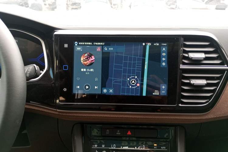 Used Jetta VS7 2024 280TSI Automatic Flagship Edition Audio And AC Panel