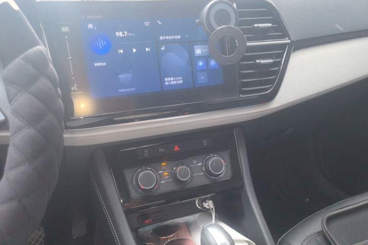 Used Jetta VS7 2024 280TSI Automatic Enjoyment Edition Audio And AC Panel
