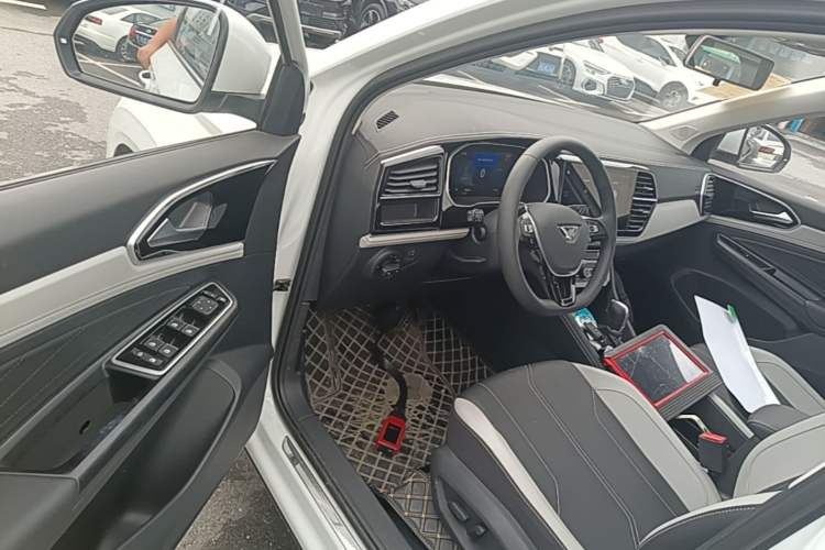 Used Jetta VS7 2024 280TSI Automatic Glory Edition Driver Seat