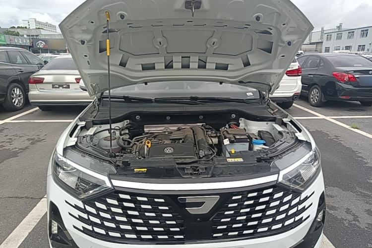 Used Jetta VS7 2024 280TSI Automatic Glory Edition Engine Bay