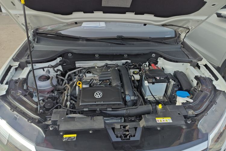 Used Jetta VS7 2024 280TSI Automatic Flagship Edition Engine Bay