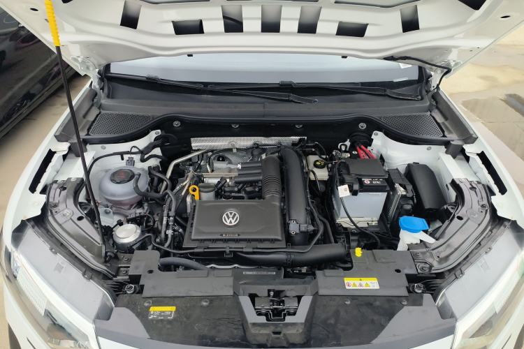Used Jetta VS7 2024 280TSI Automatic Glory Edition Engine Bay