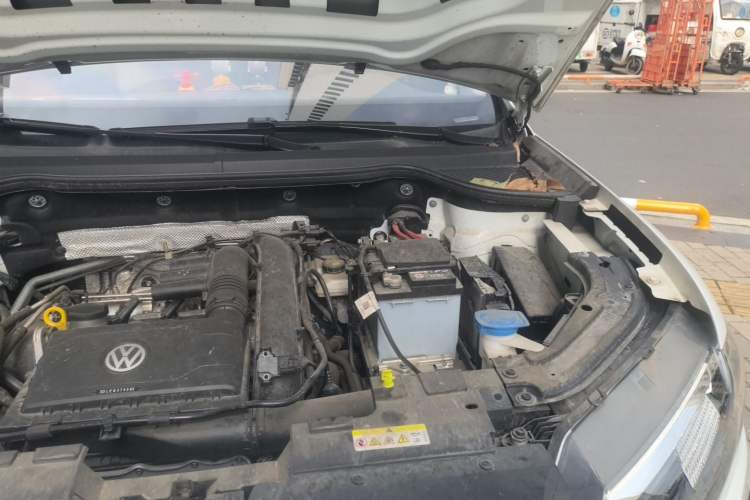 Used Jetta VS7 2024 280TSI Automatic Enjoyment Edition Engine Bay Left