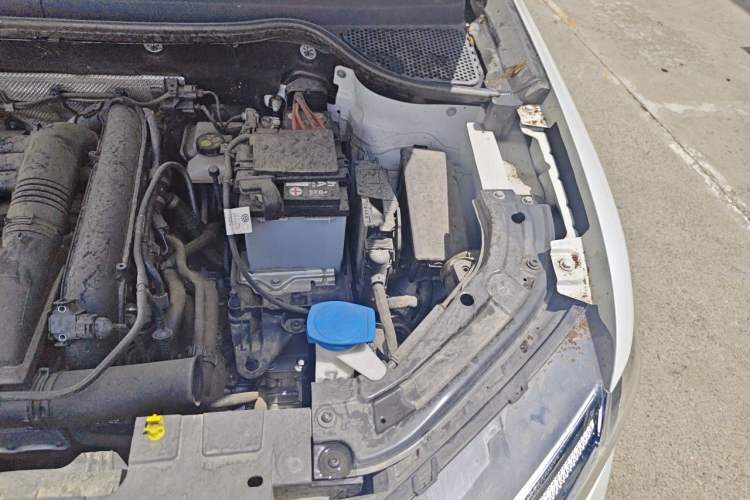 Used Jetta VS7 2024 280TSI Automatic Glory Edition Engine Bay Left