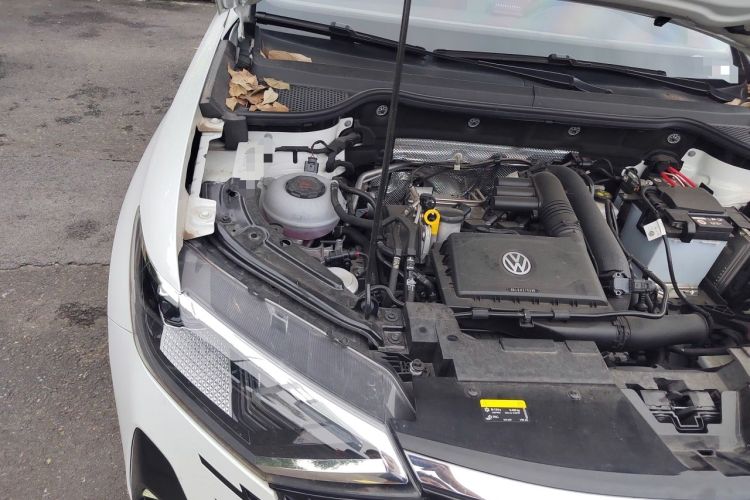 Used Jetta VS7 2024 5th Anniversary Edition 280TSI Manual Pioneer Version Engine Bay Right