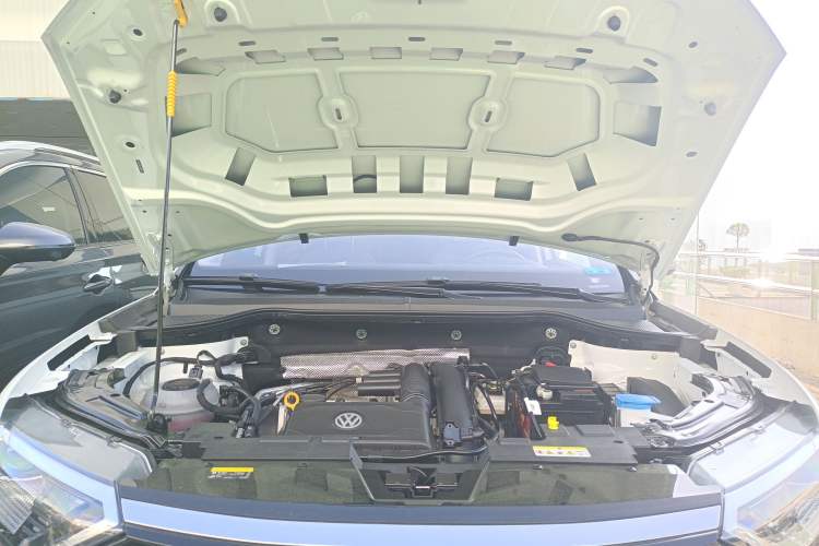 Used Jetta VS7 2024 280TSI Automatic Pioneer Edition Engine Bay