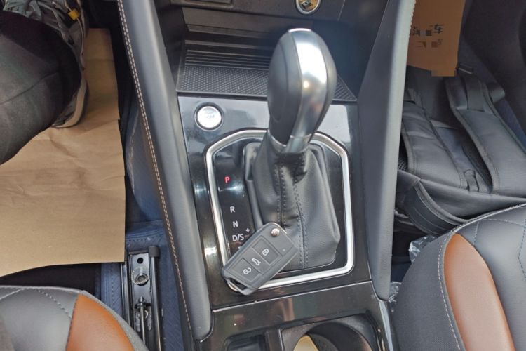 Used Jetta VS7 2024 280TSI Automatic Flagship Edition Gear Lever